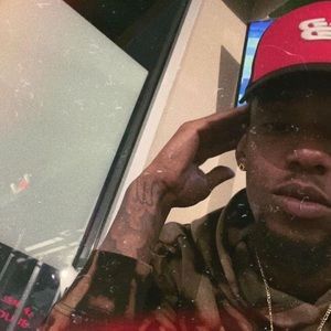 Meet your Posher, Wade